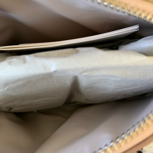 Small dome cosmetic rose gold Kate spade new - Picture 7 of 7